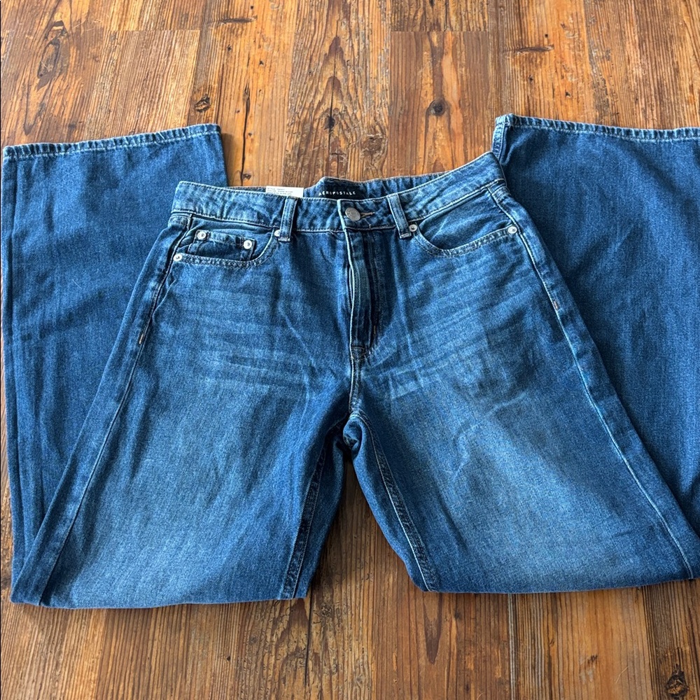Women’s Aeropostale, high-rise wide leg jeans, size 6 NWT